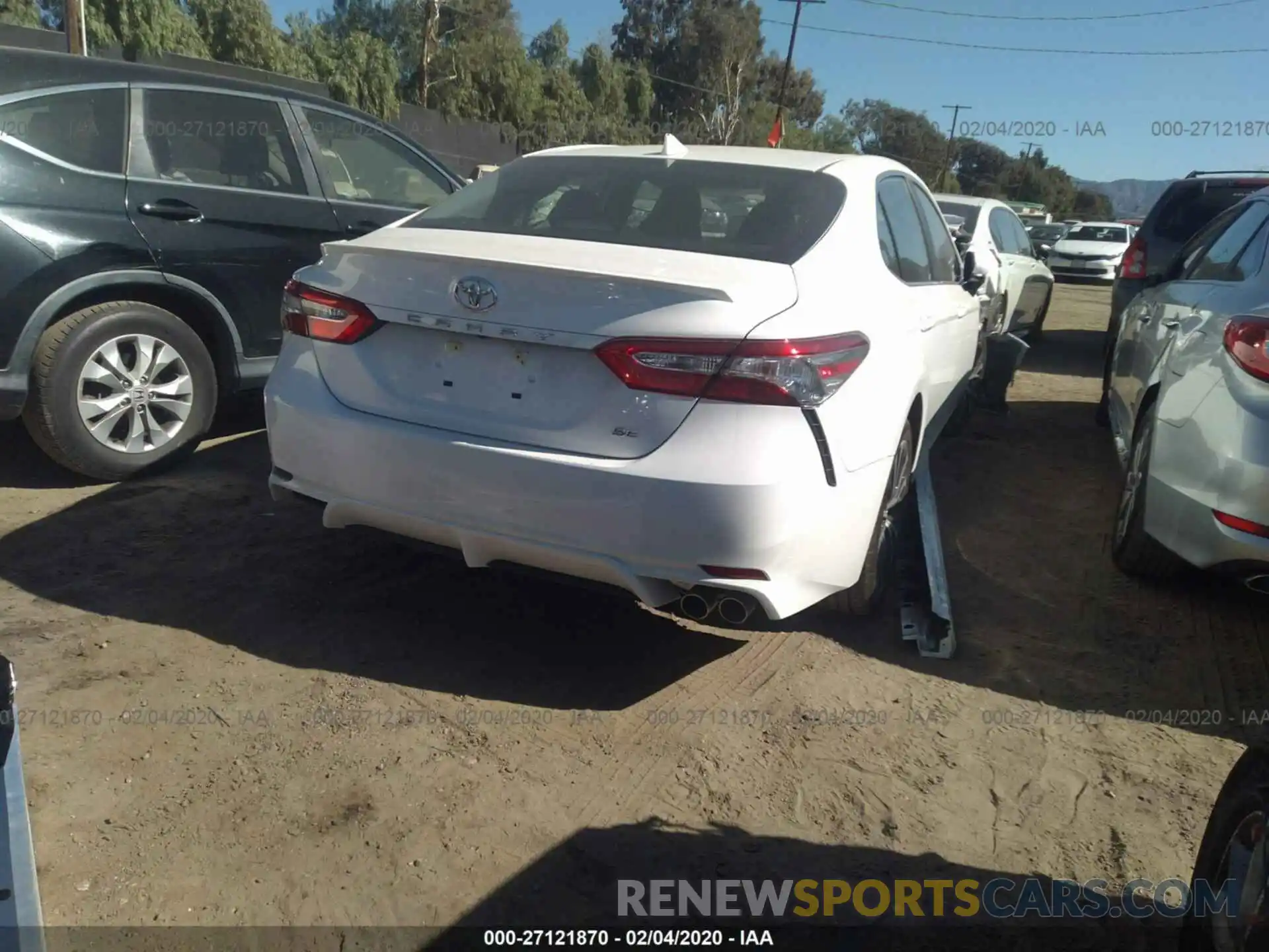 4 Photograph of a damaged car 4T1B11HK4KU835978 TOYOTA CAMRY 2019