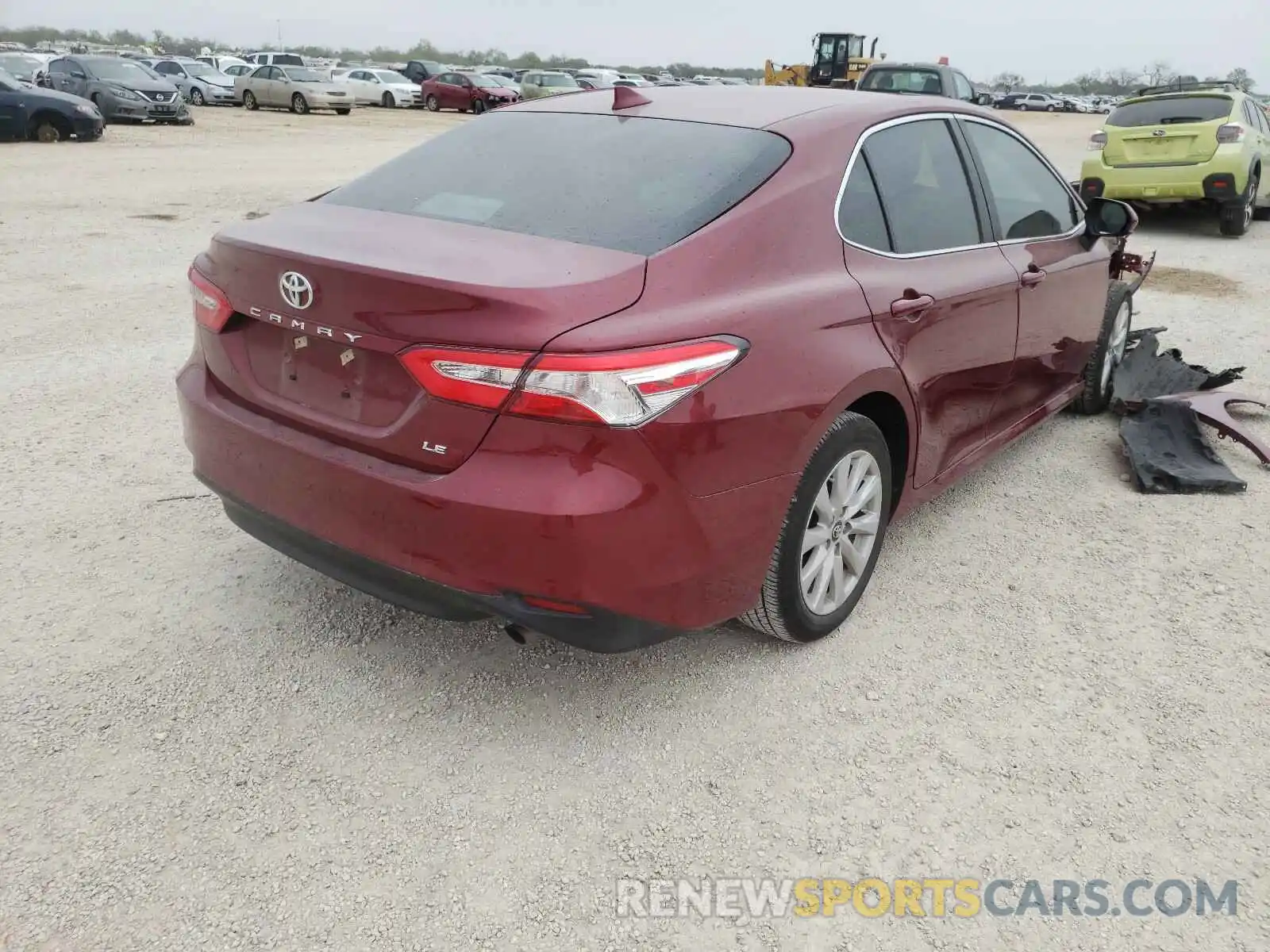 4 Photograph of a damaged car 4T1B11HK4KU836743 TOYOTA CAMRY 2019