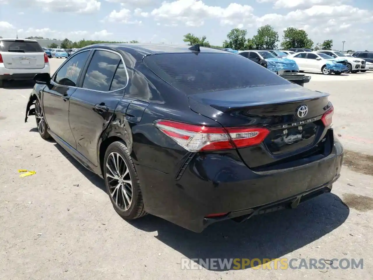 3 Photograph of a damaged car 4T1B11HK4KU837178 TOYOTA CAMRY 2019