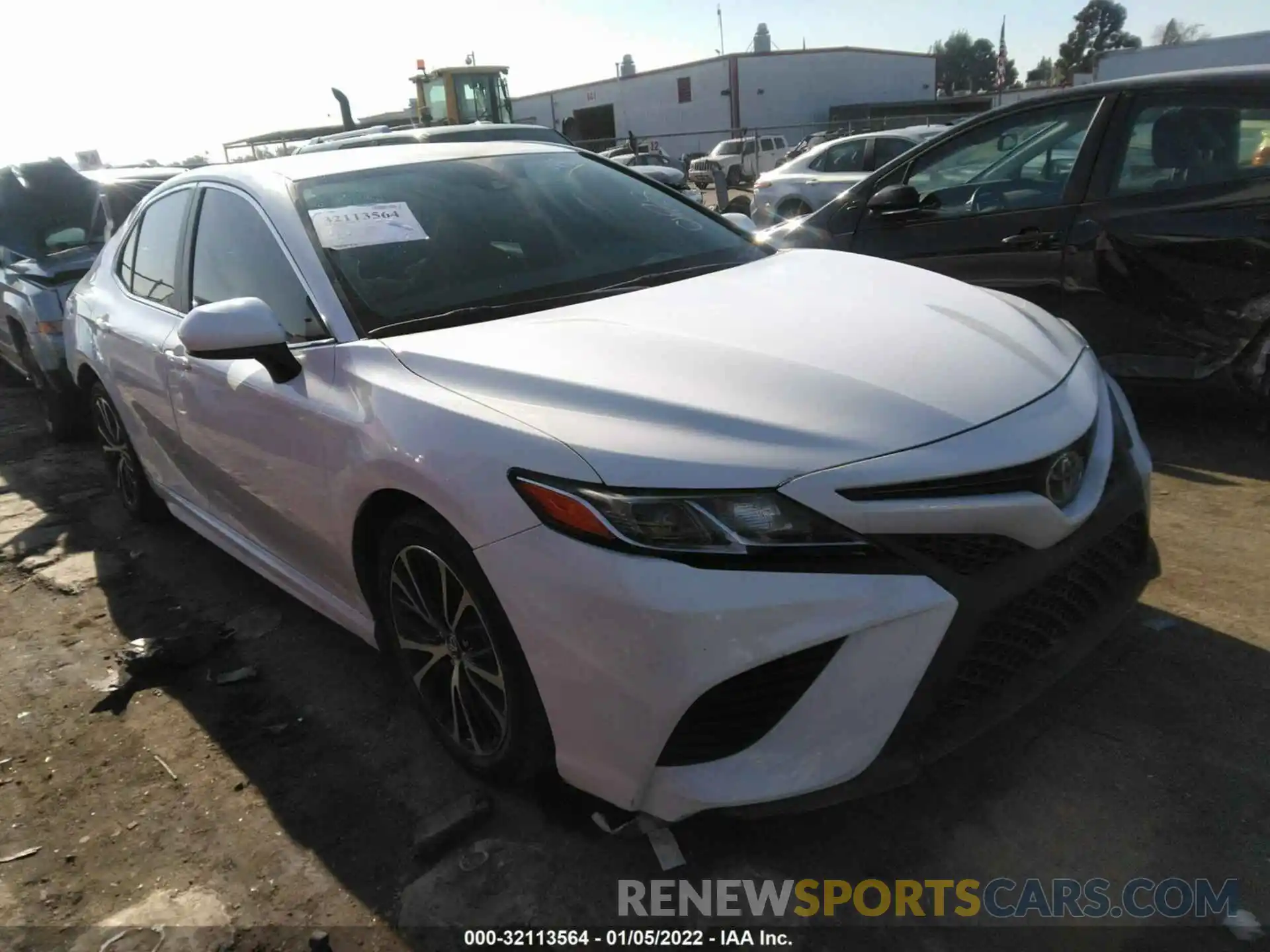 1 Photograph of a damaged car 4T1B11HK4KU837603 TOYOTA CAMRY 2019