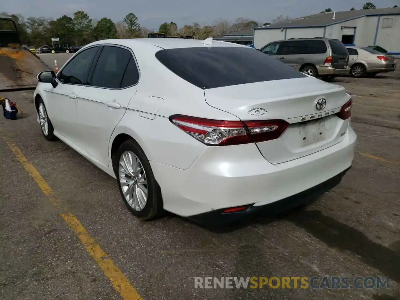 3 Photograph of a damaged car 4T1B11HK4KU837732 TOYOTA CAMRY 2019