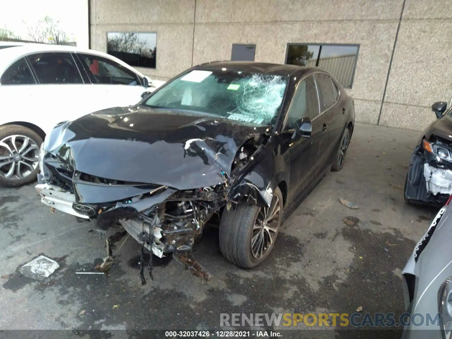 2 Photograph of a damaged car 4T1B11HK4KU838881 TOYOTA CAMRY 2019