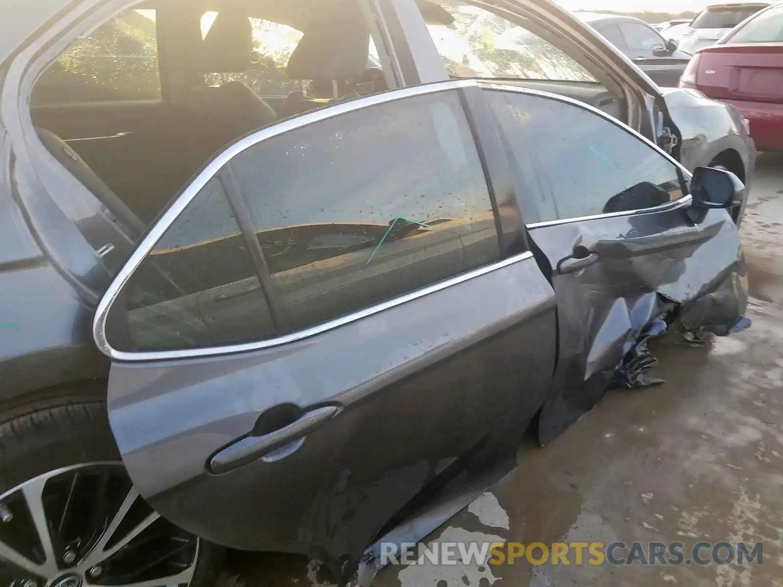 9 Photograph of a damaged car 4T1B11HK4KU841666 TOYOTA CAMRY 2019