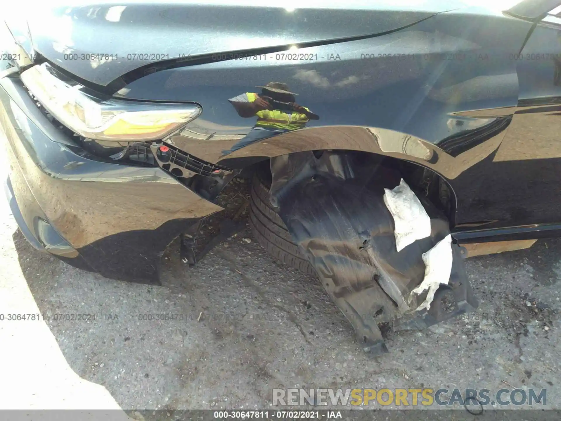 6 Photograph of a damaged car 4T1B11HK4KU842297 TOYOTA CAMRY 2019