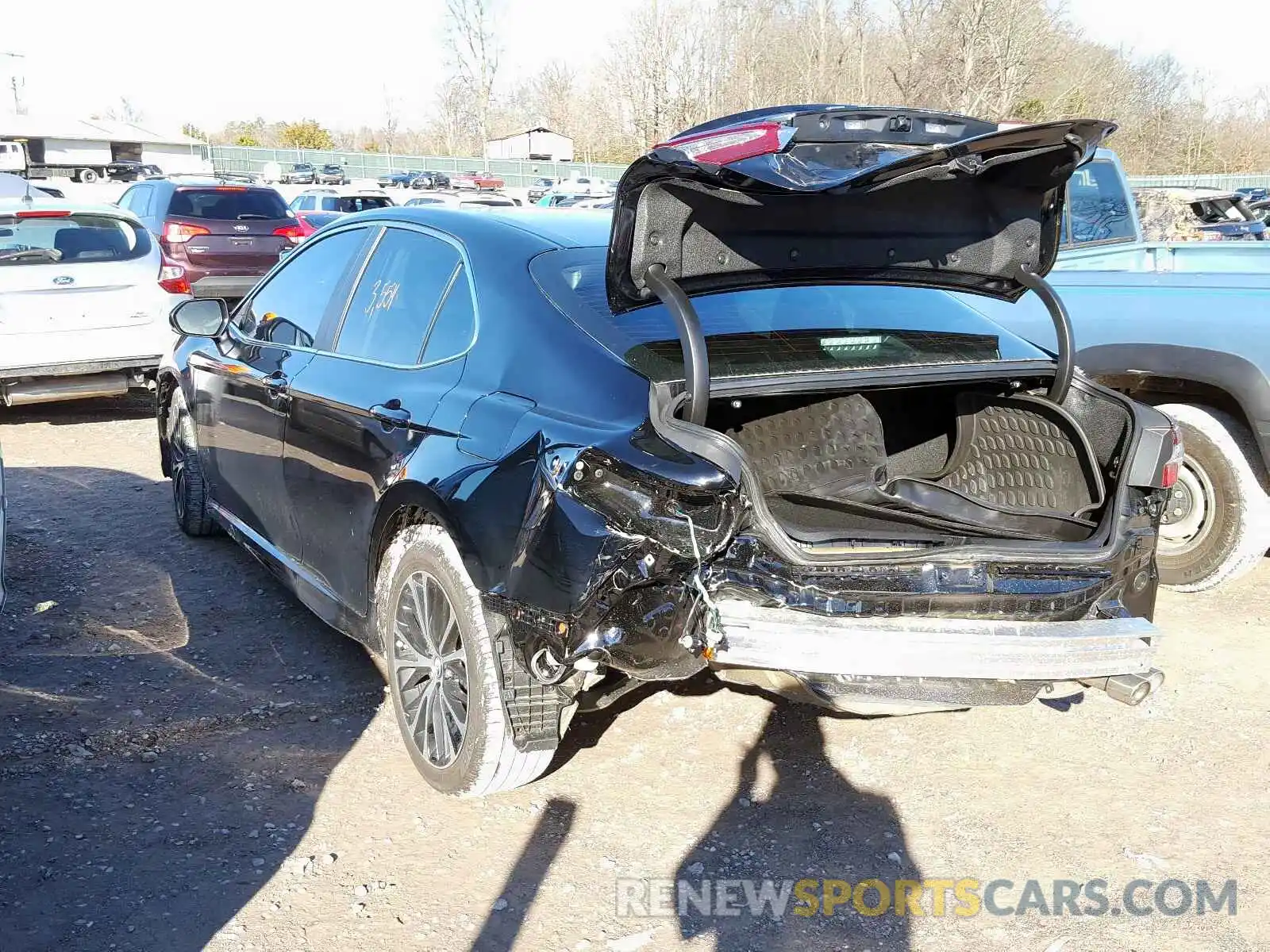 3 Photograph of a damaged car 4T1B11HK4KU843966 TOYOTA CAMRY 2019