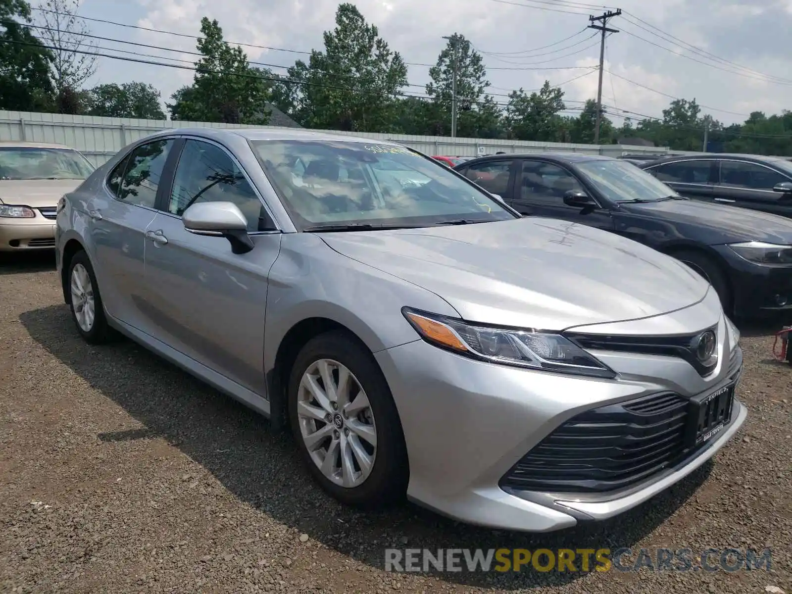 1 Photograph of a damaged car 4T1B11HK4KU844423 TOYOTA CAMRY 2019