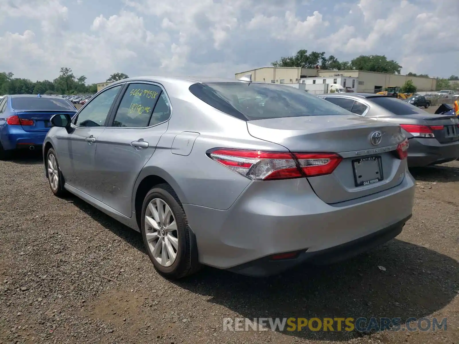 3 Photograph of a damaged car 4T1B11HK4KU844423 TOYOTA CAMRY 2019