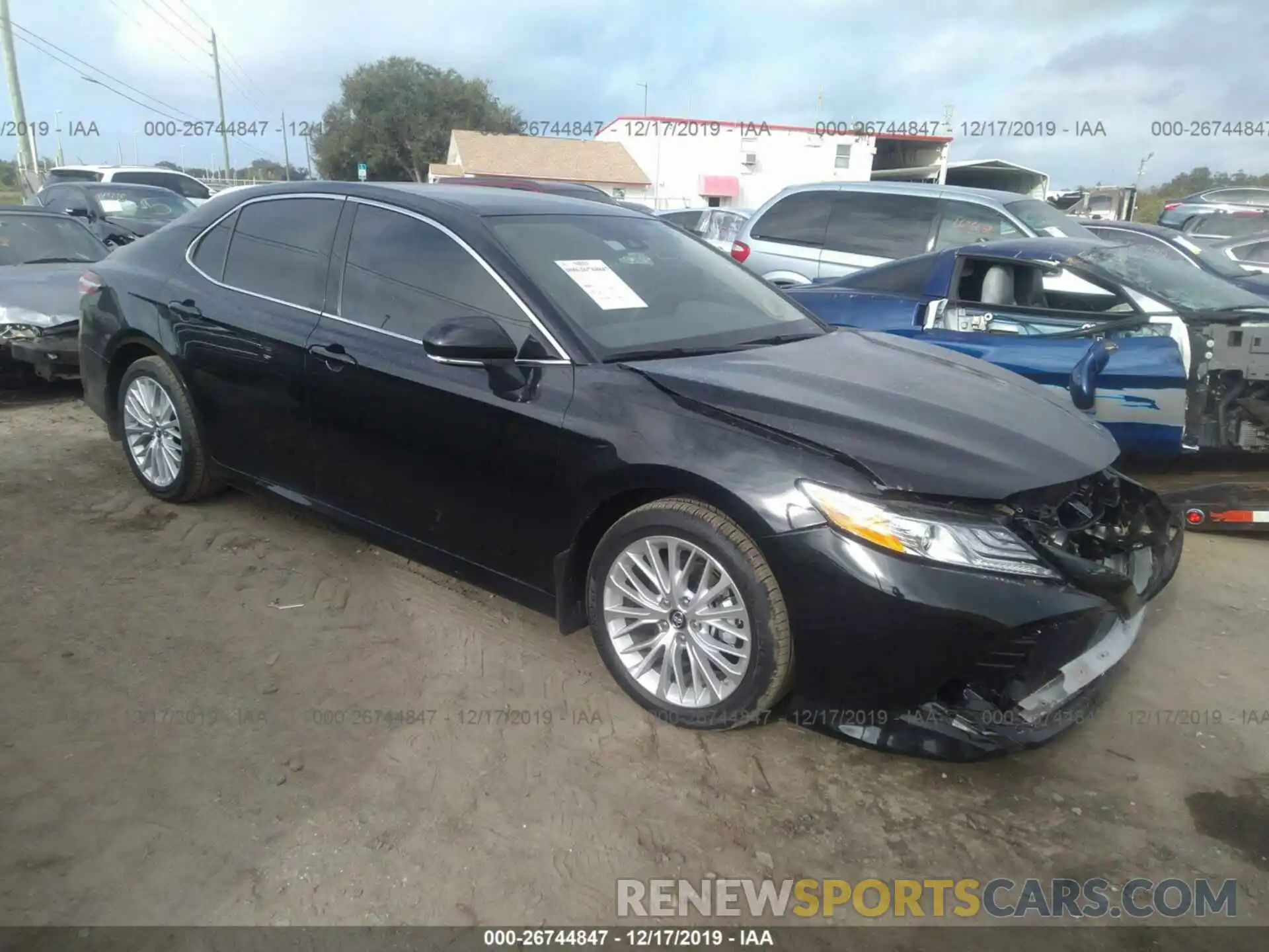 1 Photograph of a damaged car 4T1B11HK4KU847368 TOYOTA CAMRY 2019