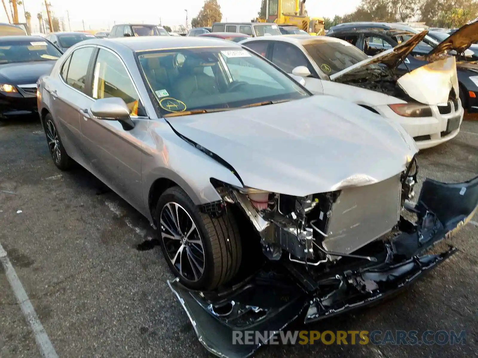 1 Photograph of a damaged car 4T1B11HK4KU847497 TOYOTA CAMRY 2019