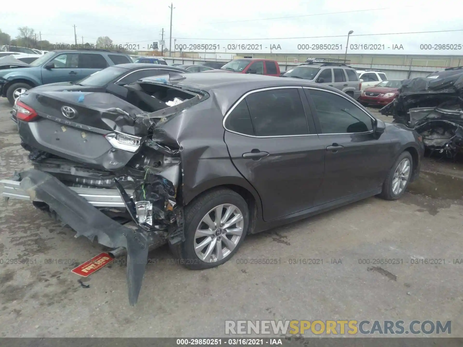 4 Photograph of a damaged car 4T1B11HK4KU847581 TOYOTA CAMRY 2019