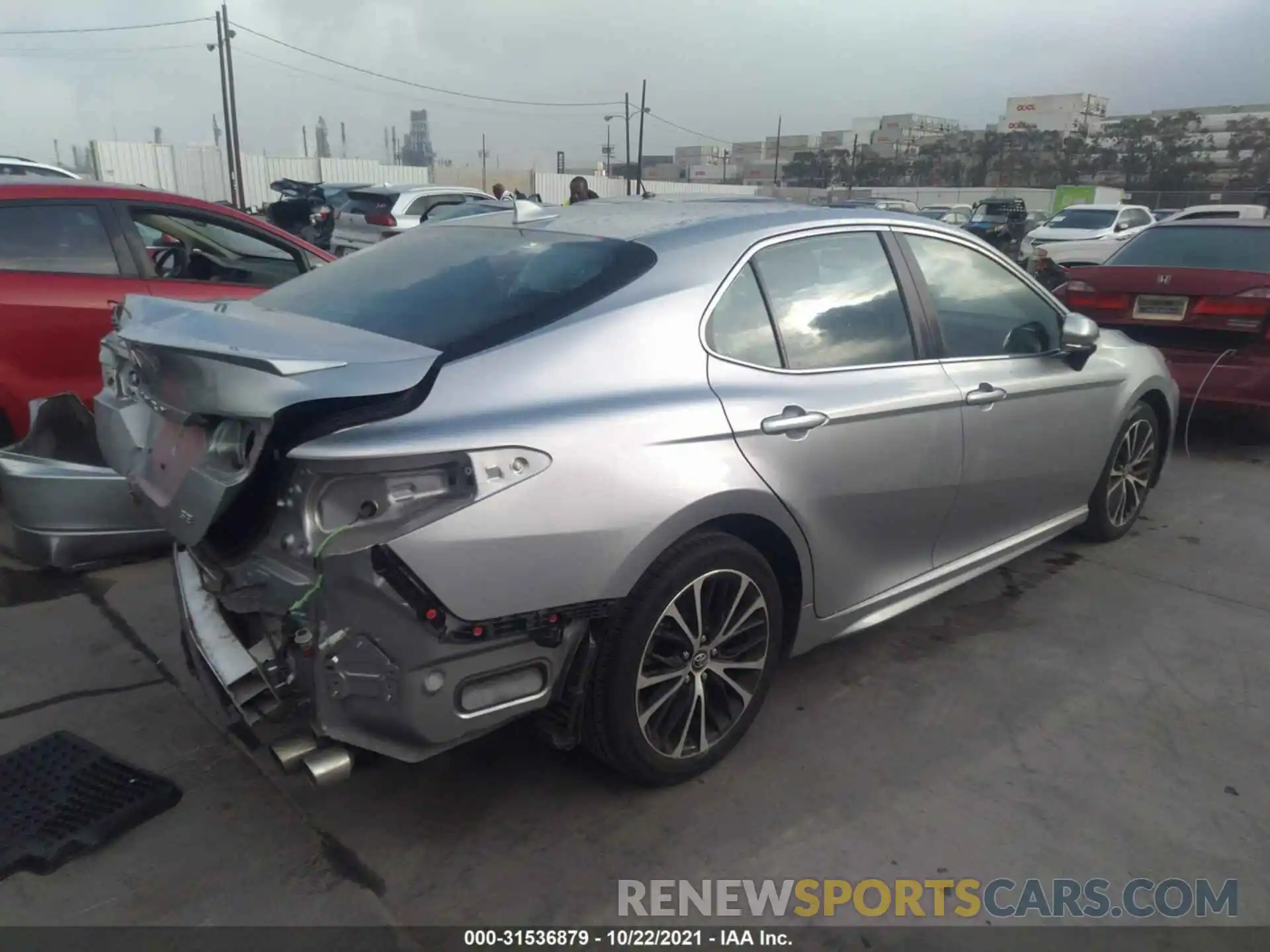 4 Photograph of a damaged car 4T1B11HK4KU849220 TOYOTA CAMRY 2019