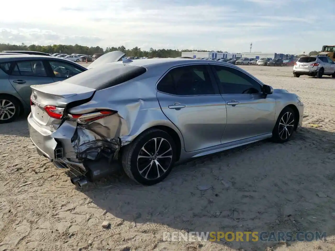 3 Photograph of a damaged car 4T1B11HK4KU849573 TOYOTA CAMRY 2019