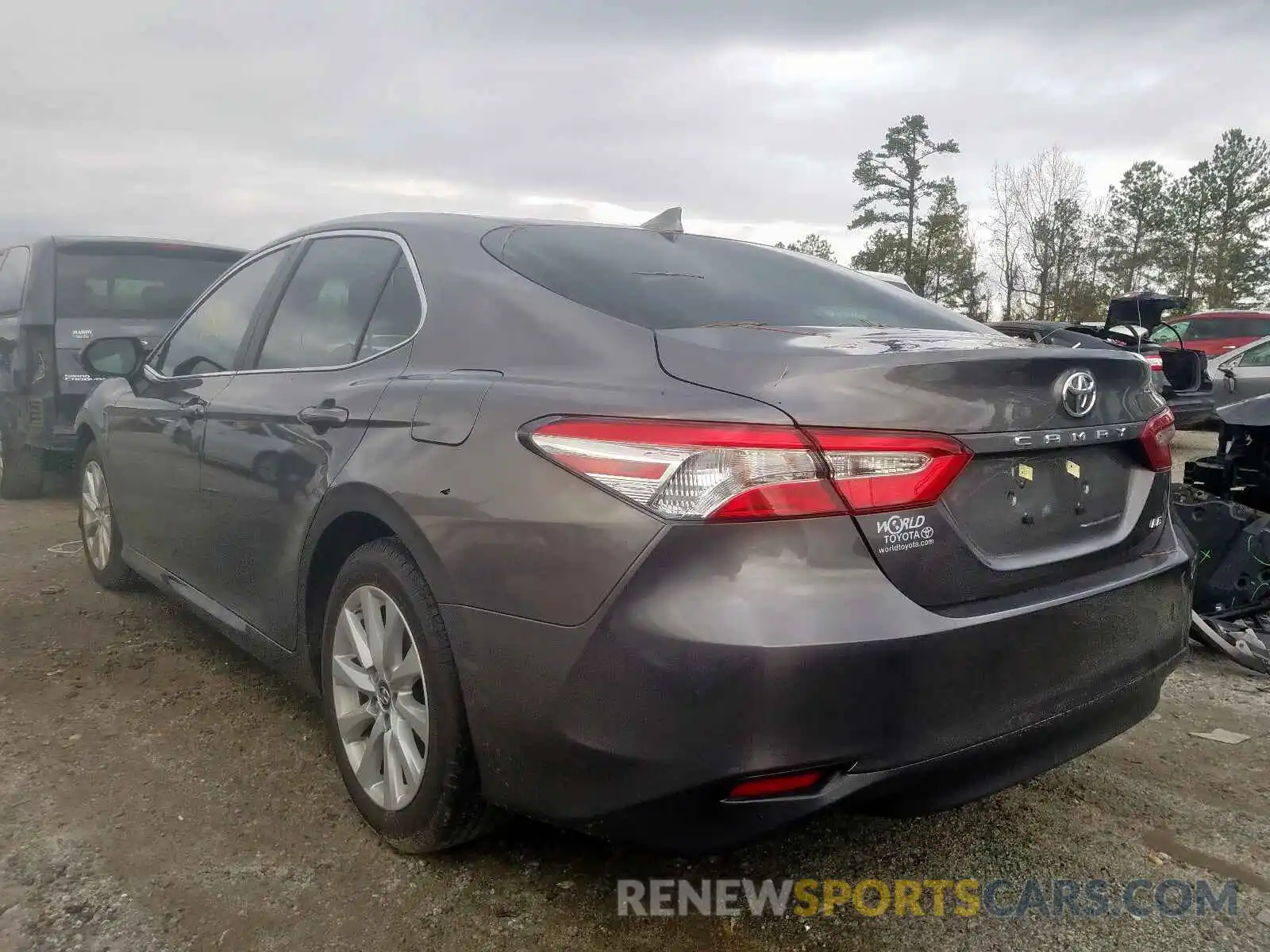 3 Photograph of a damaged car 4T1B11HK4KU850254 TOYOTA CAMRY 2019