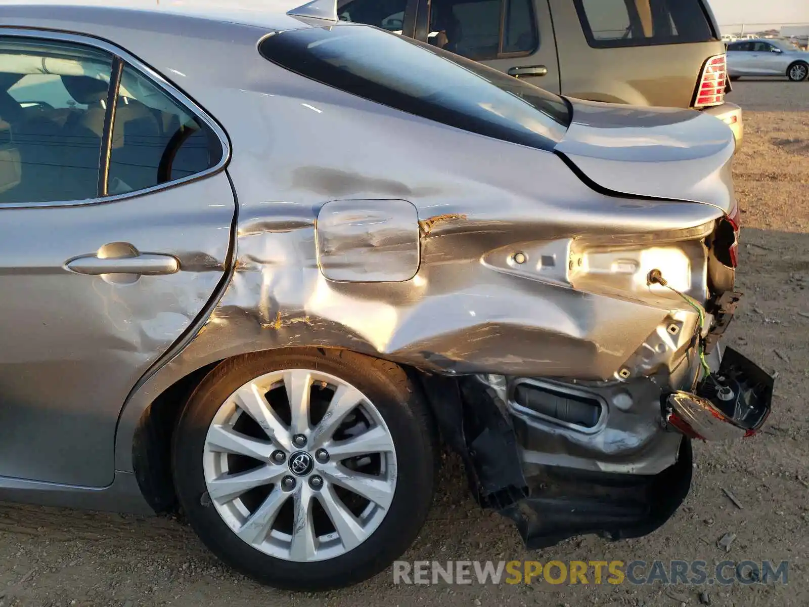 9 Photograph of a damaged car 4T1B11HK4KU851534 TOYOTA CAMRY 2019