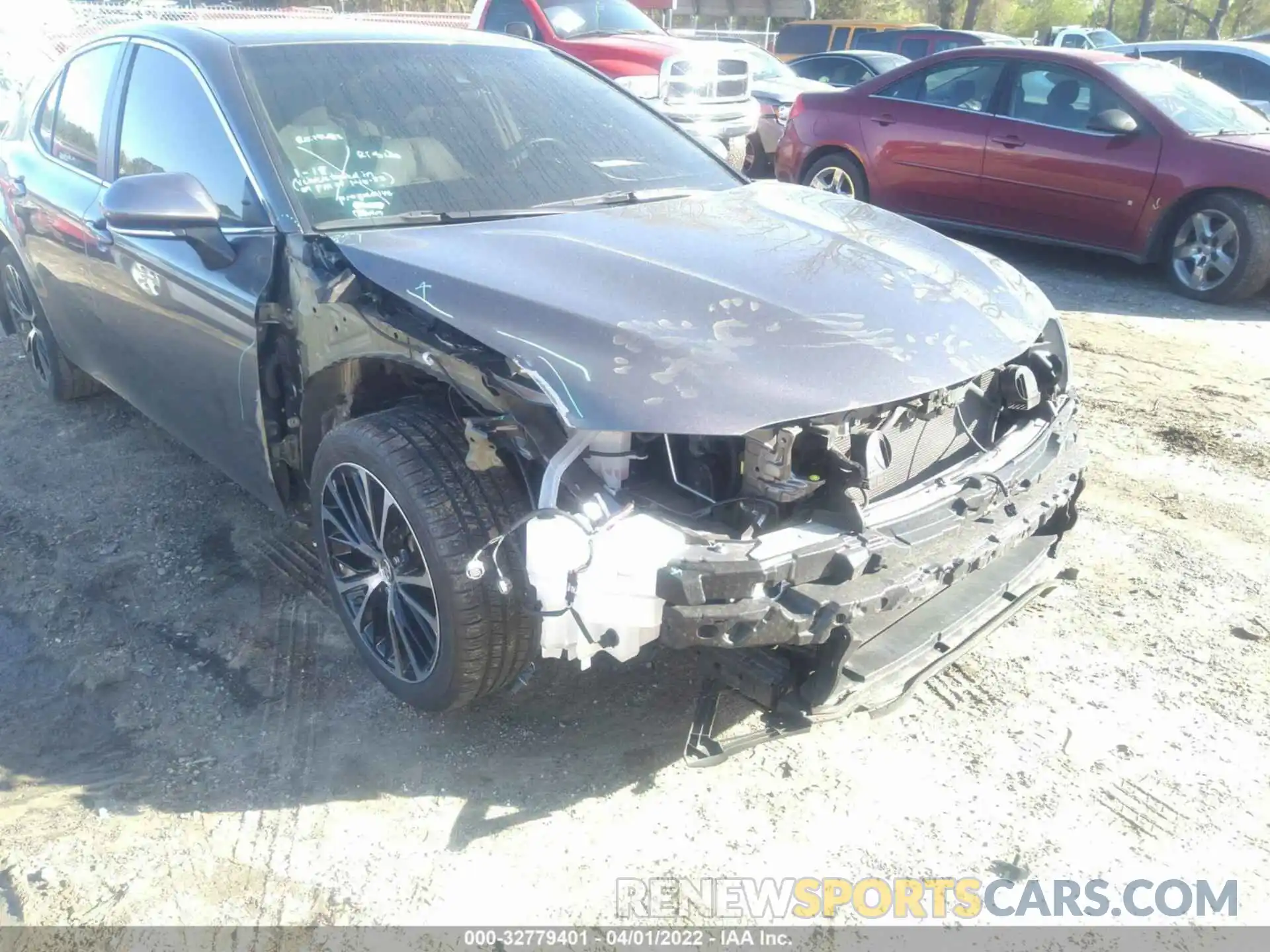 6 Photograph of a damaged car 4T1B11HK4KU855051 TOYOTA CAMRY 2019