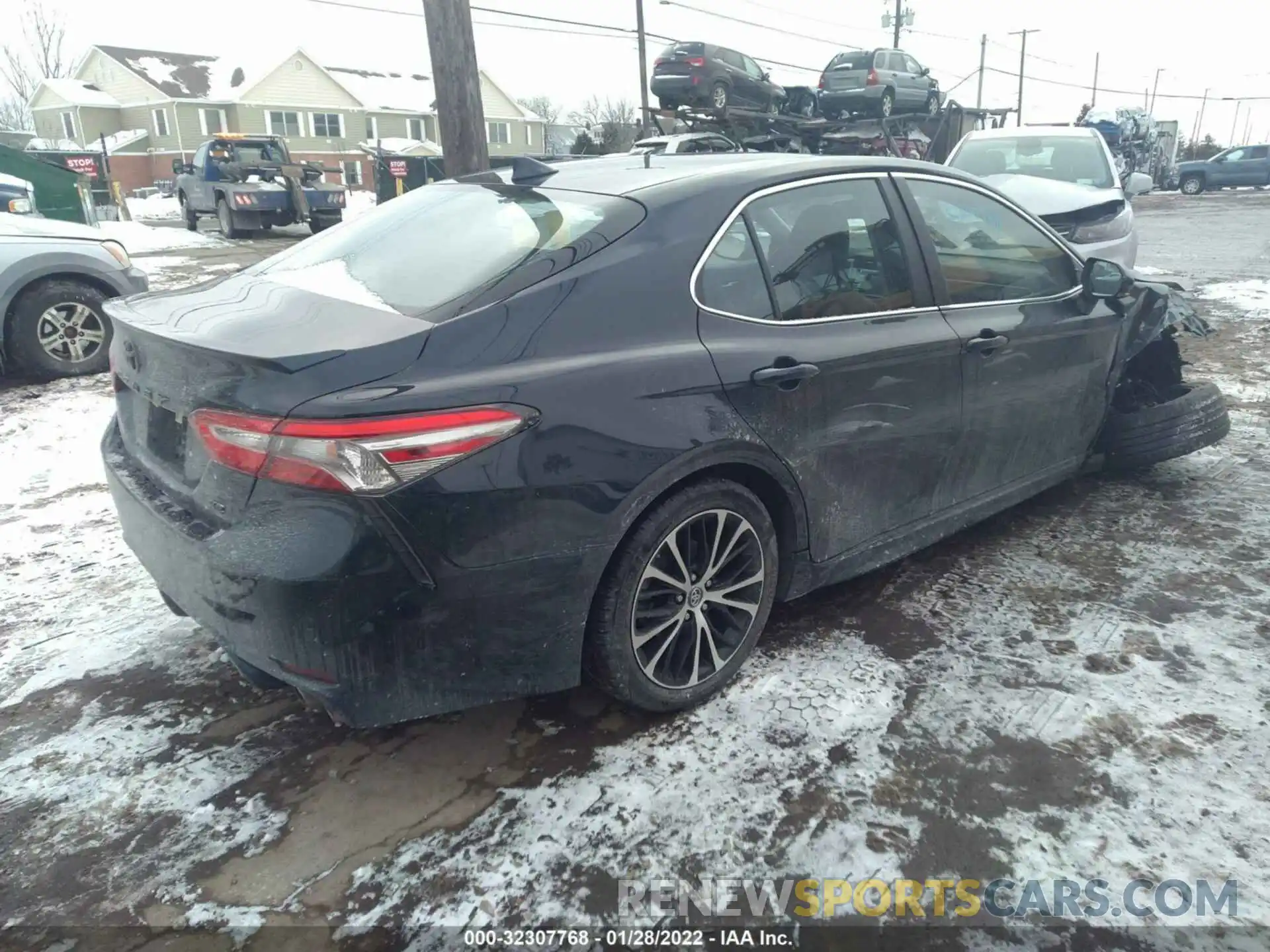 4 Photograph of a damaged car 4T1B11HK4KU855504 TOYOTA CAMRY 2019