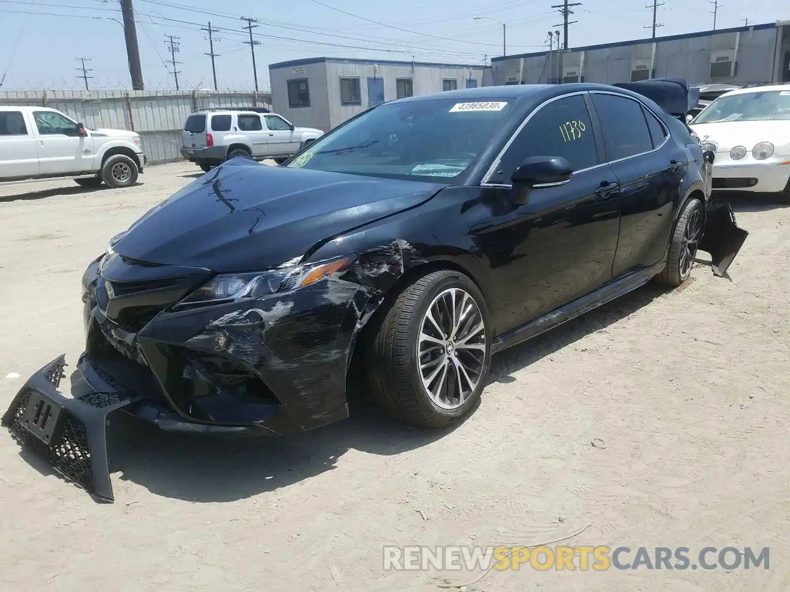 2 Photograph of a damaged car 4T1B11HK5KU160402 TOYOTA CAMRY 2019