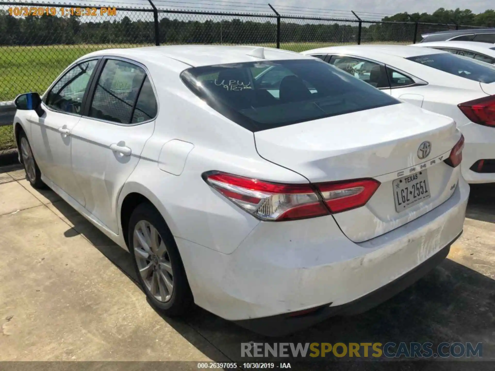 13 Photograph of a damaged car 4T1B11HK5KU160836 TOYOTA CAMRY 2019