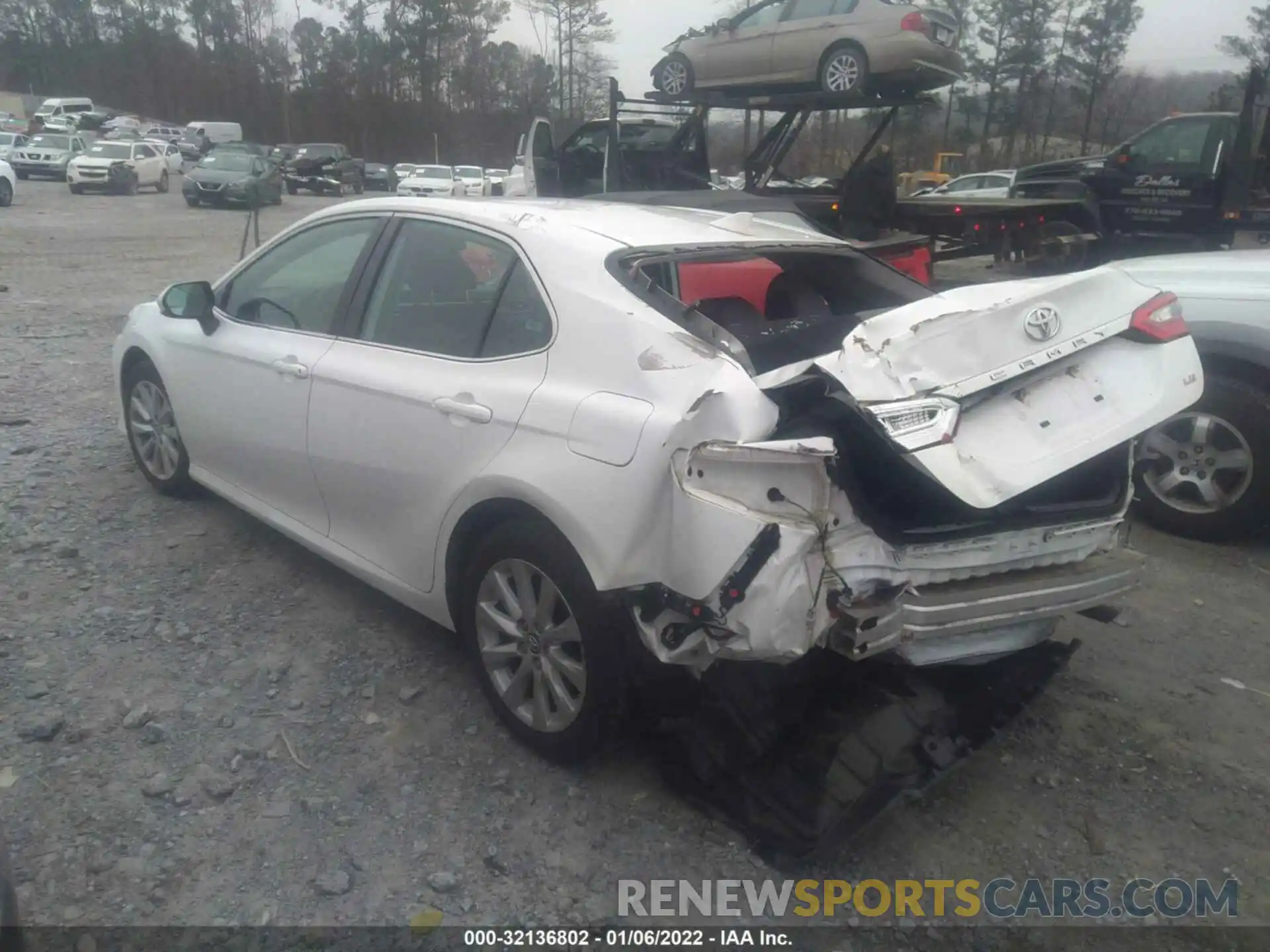 3 Photograph of a damaged car 4T1B11HK5KU161002 TOYOTA CAMRY 2019