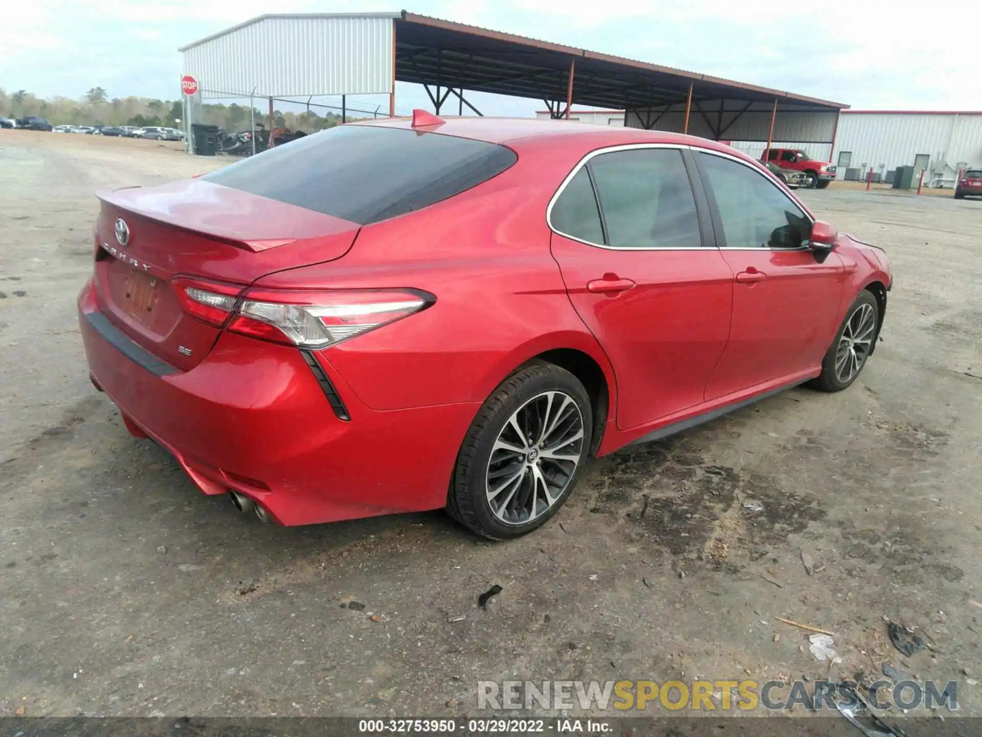 4 Фотография поврежденного автомобиля 4T1B11HK5KU161145 TOYOTA CAMRY 2019