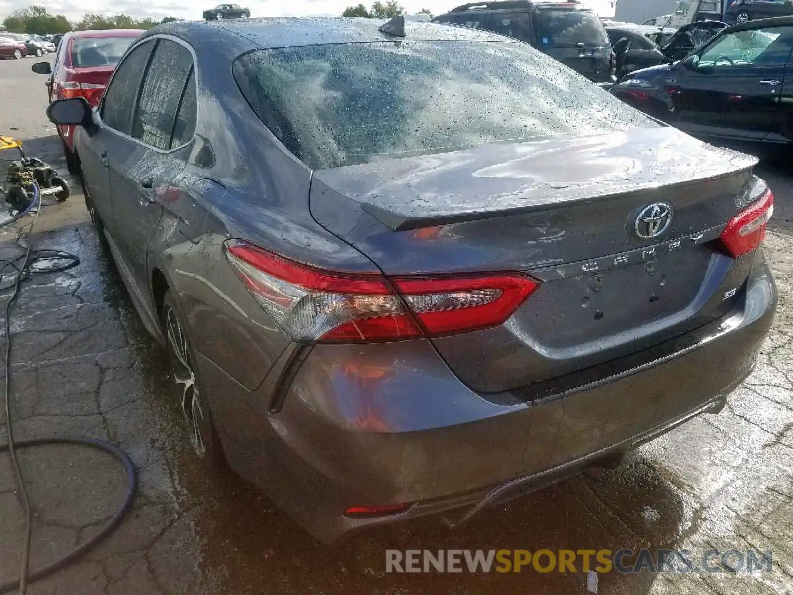 3 Photograph of a damaged car 4T1B11HK5KU161713 TOYOTA CAMRY 2019