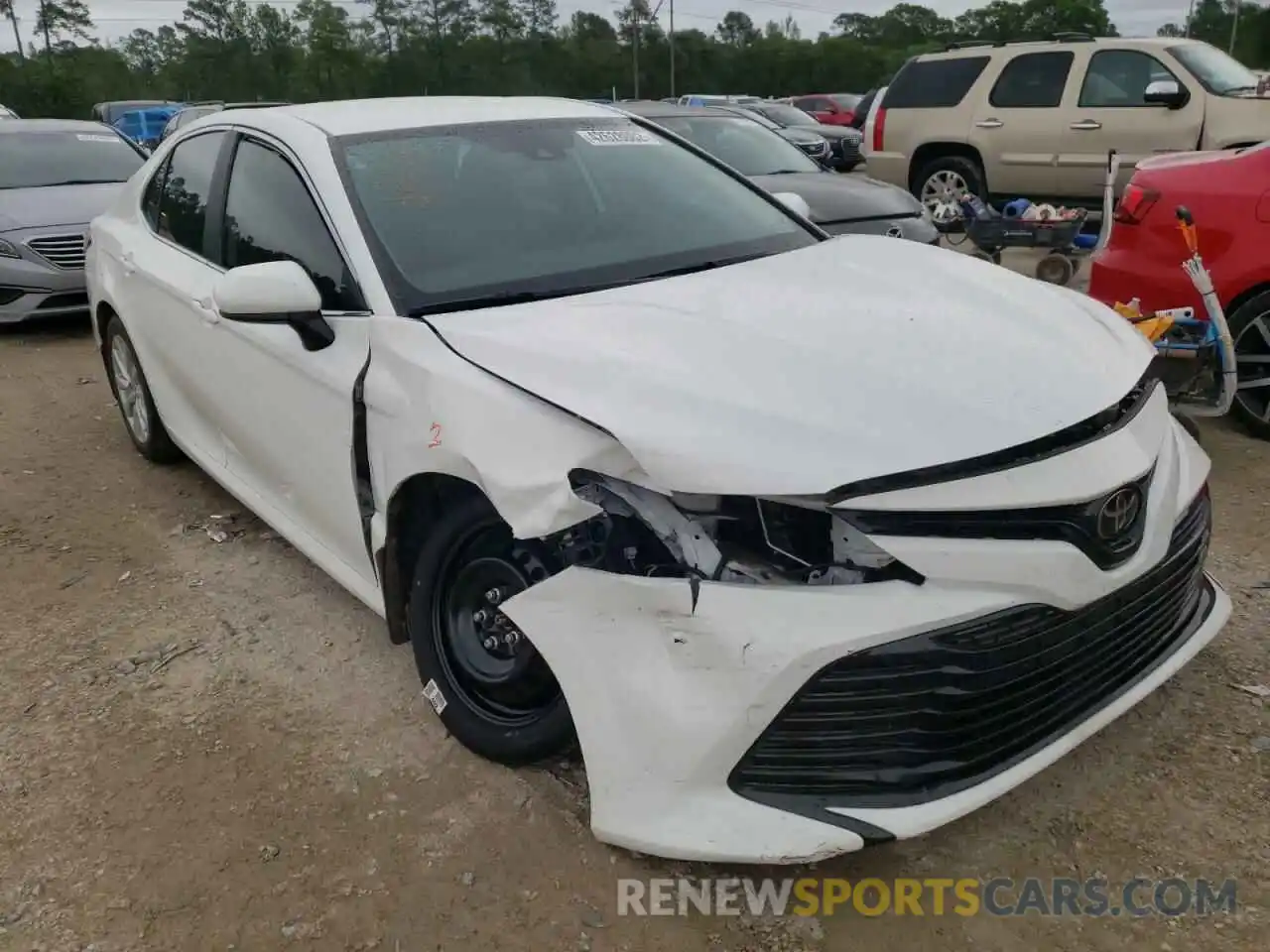 1 Photograph of a damaged car 4T1B11HK5KU163123 TOYOTA CAMRY 2019