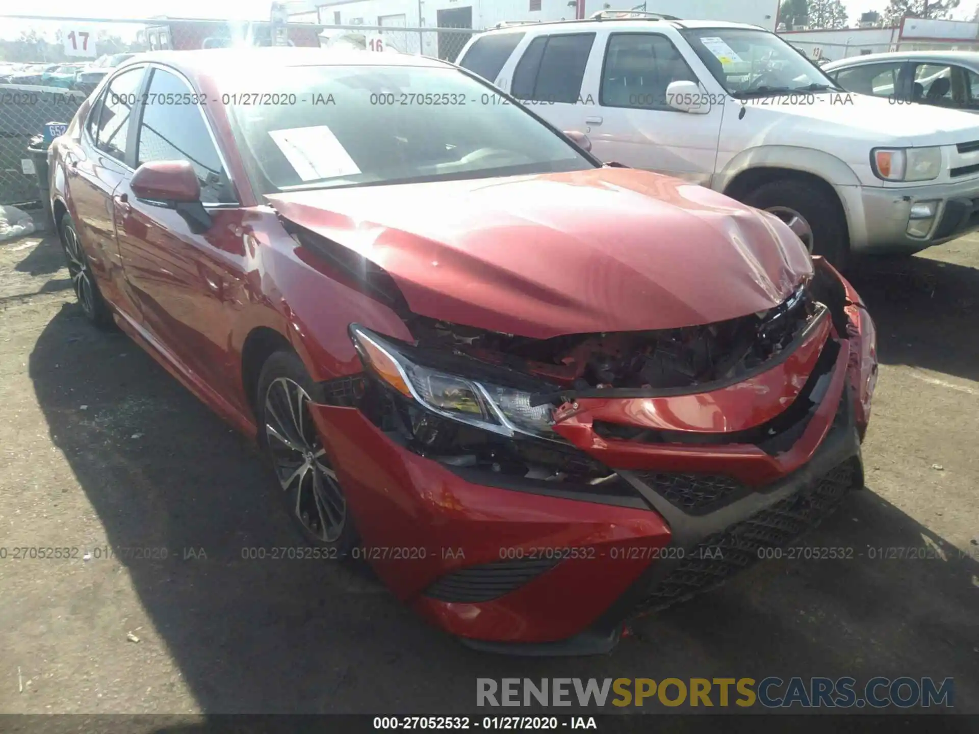 1 Photograph of a damaged car 4T1B11HK5KU163395 TOYOTA CAMRY 2019