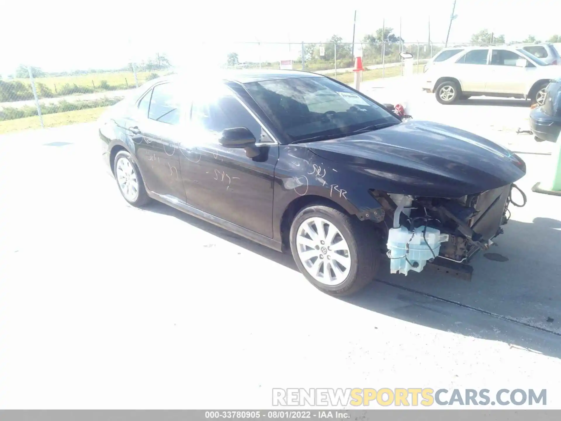 1 Photograph of a damaged car 4T1B11HK5KU163686 TOYOTA CAMRY 2019