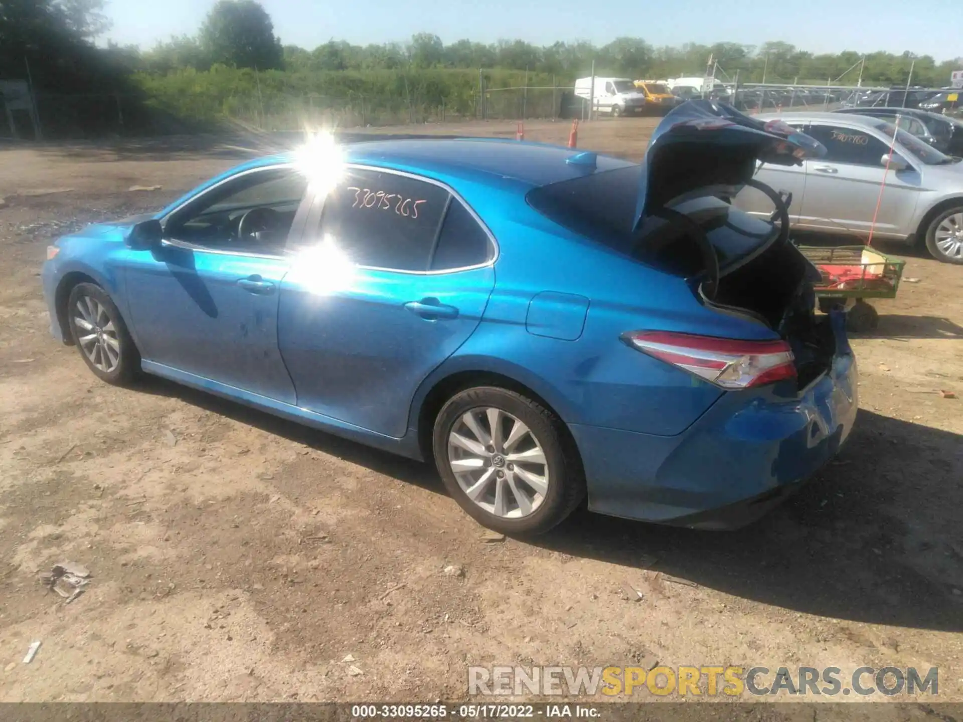 3 Photograph of a damaged car 4T1B11HK5KU163753 TOYOTA CAMRY 2019