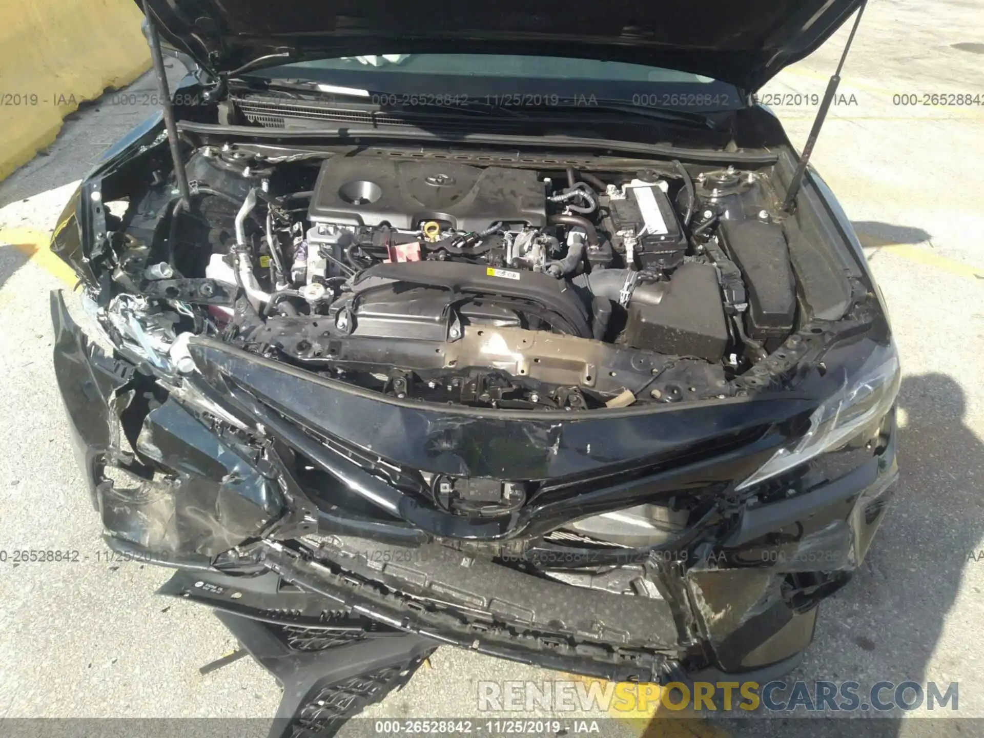 10 Photograph of a damaged car 4T1B11HK5KU164241 TOYOTA CAMRY 2019