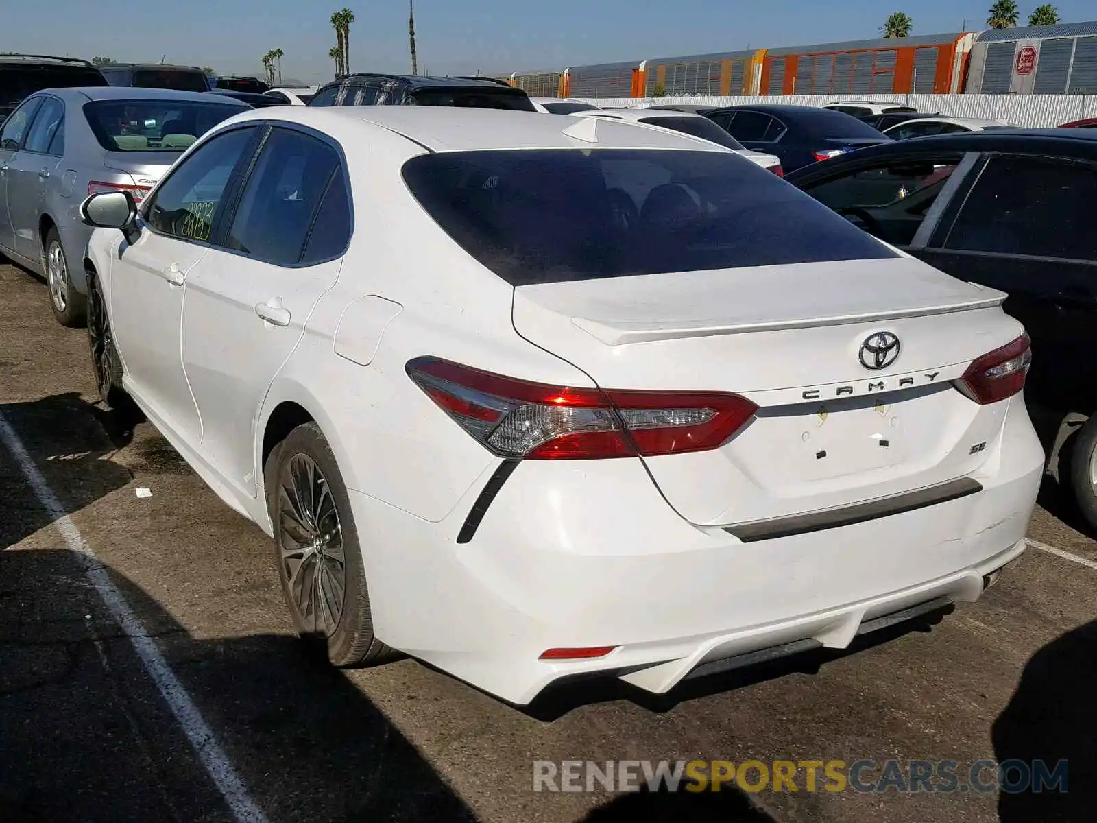 3 Photograph of a damaged car 4T1B11HK5KU164367 TOYOTA CAMRY 2019