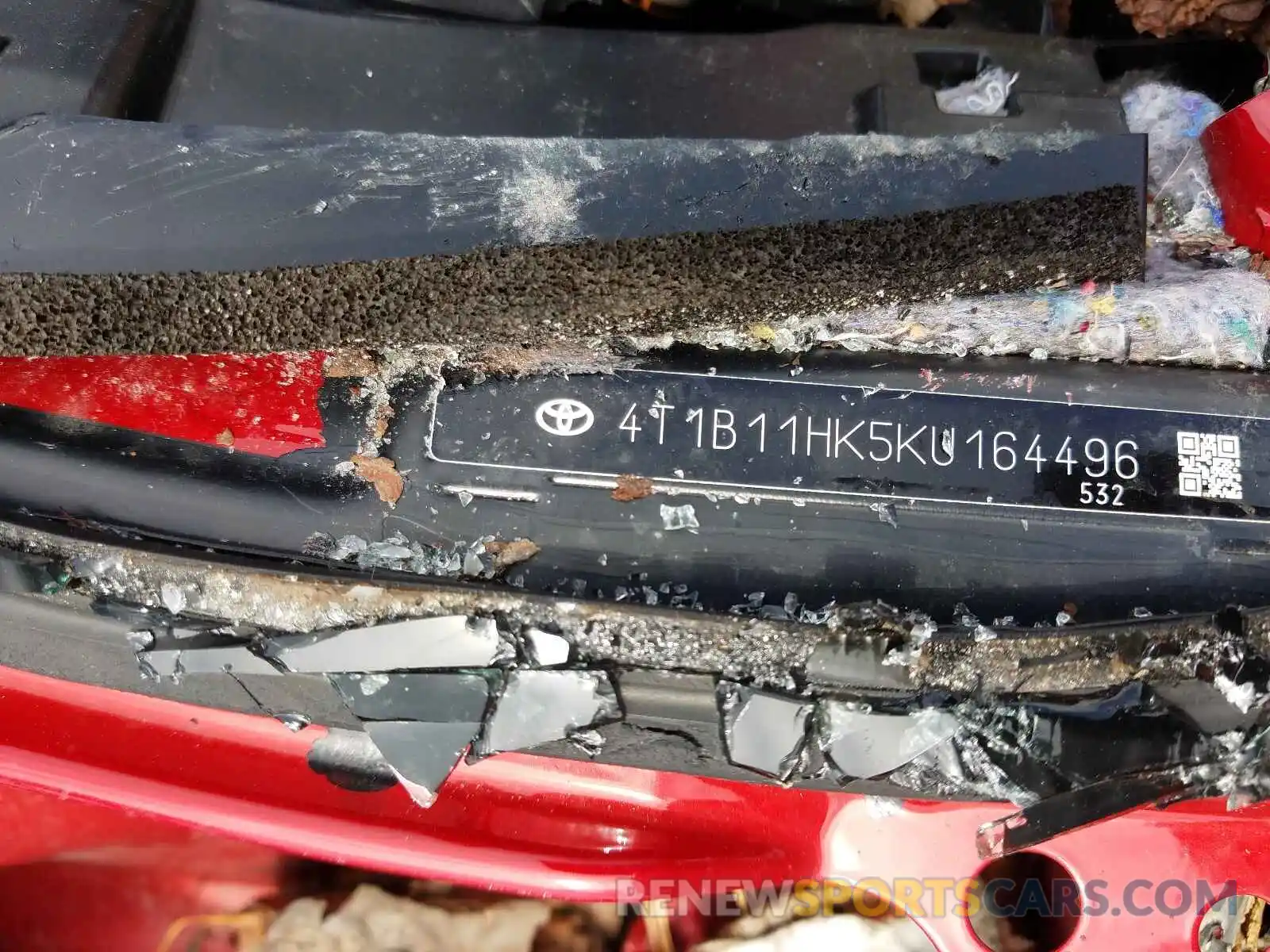 10 Photograph of a damaged car 4T1B11HK5KU164496 TOYOTA CAMRY 2019