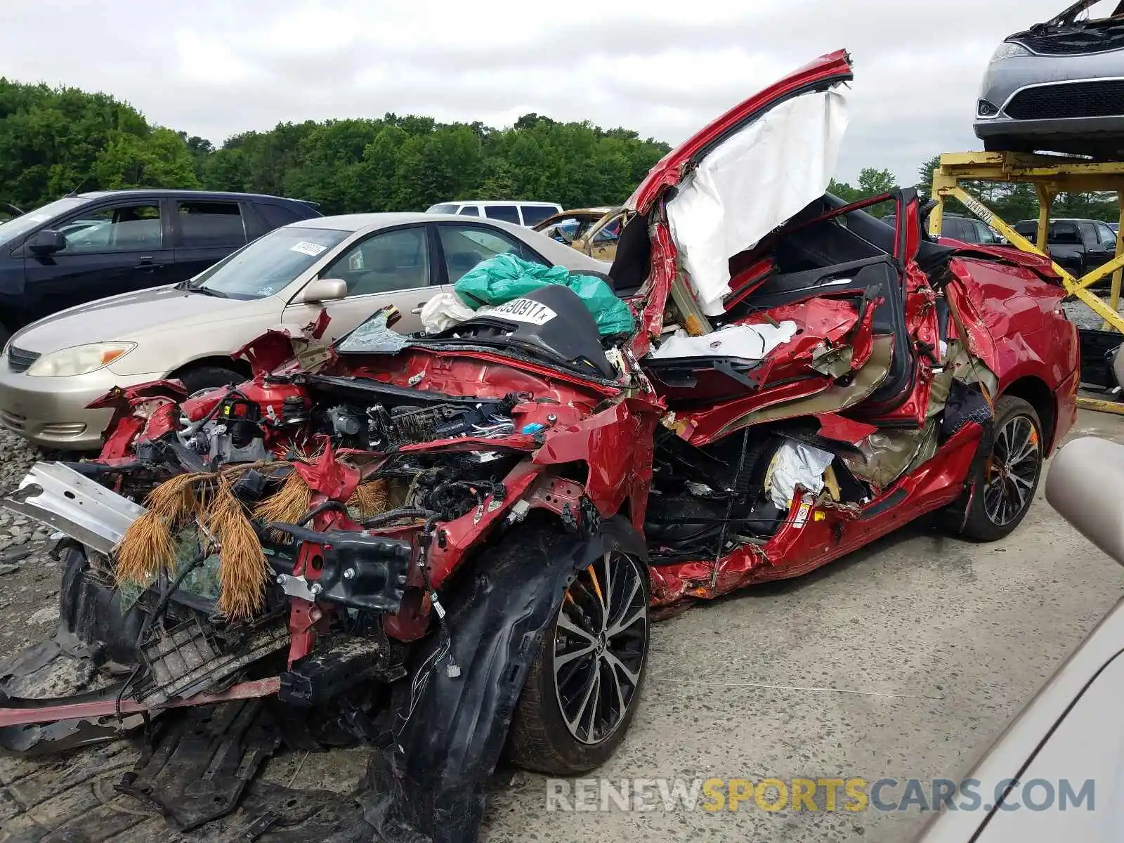 9 Photograph of a damaged car 4T1B11HK5KU164496 TOYOTA CAMRY 2019