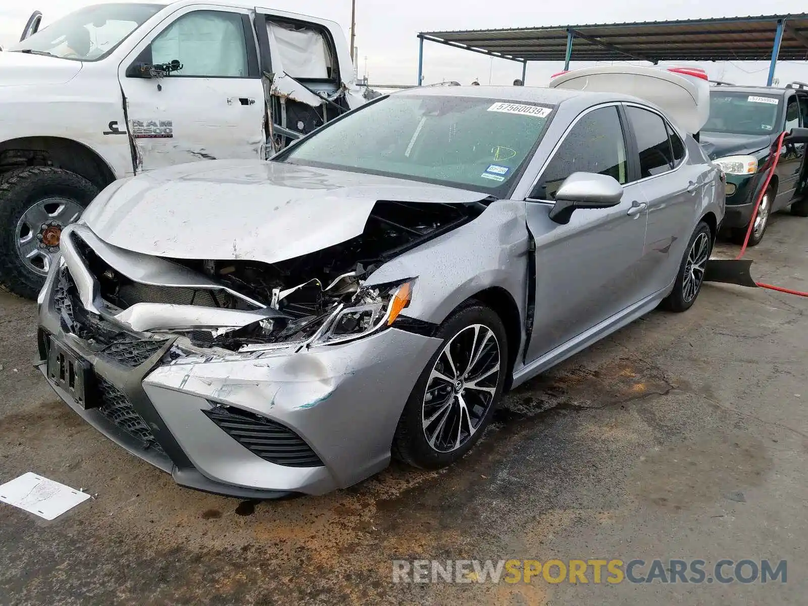 2 Photograph of a damaged car 4T1B11HK5KU165082 TOYOTA CAMRY 2019