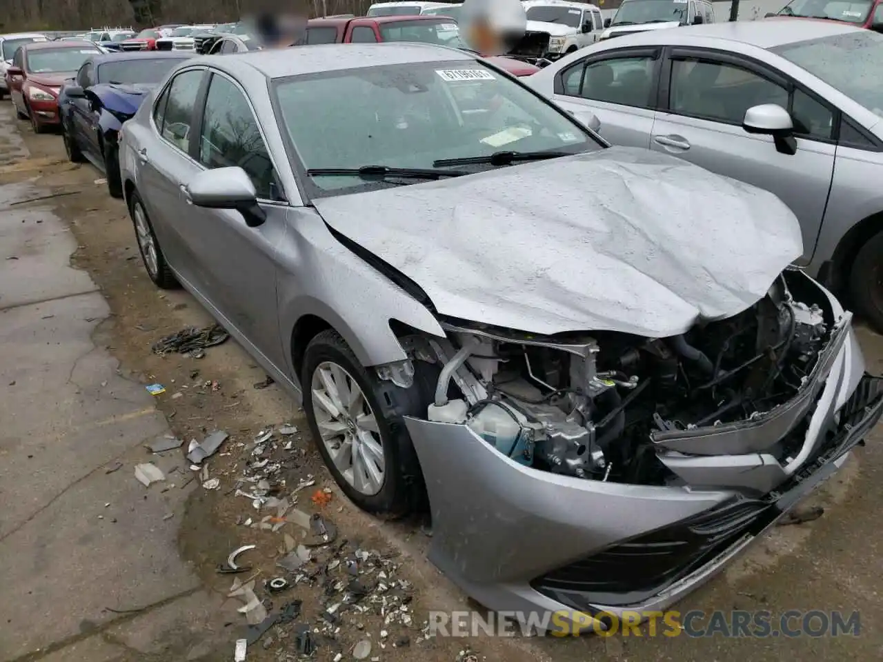 1 Photograph of a damaged car 4T1B11HK5KU165387 TOYOTA CAMRY 2019