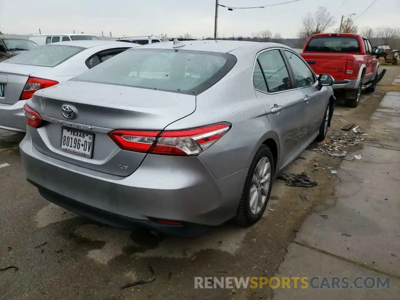 4 Photograph of a damaged car 4T1B11HK5KU165387 TOYOTA CAMRY 2019