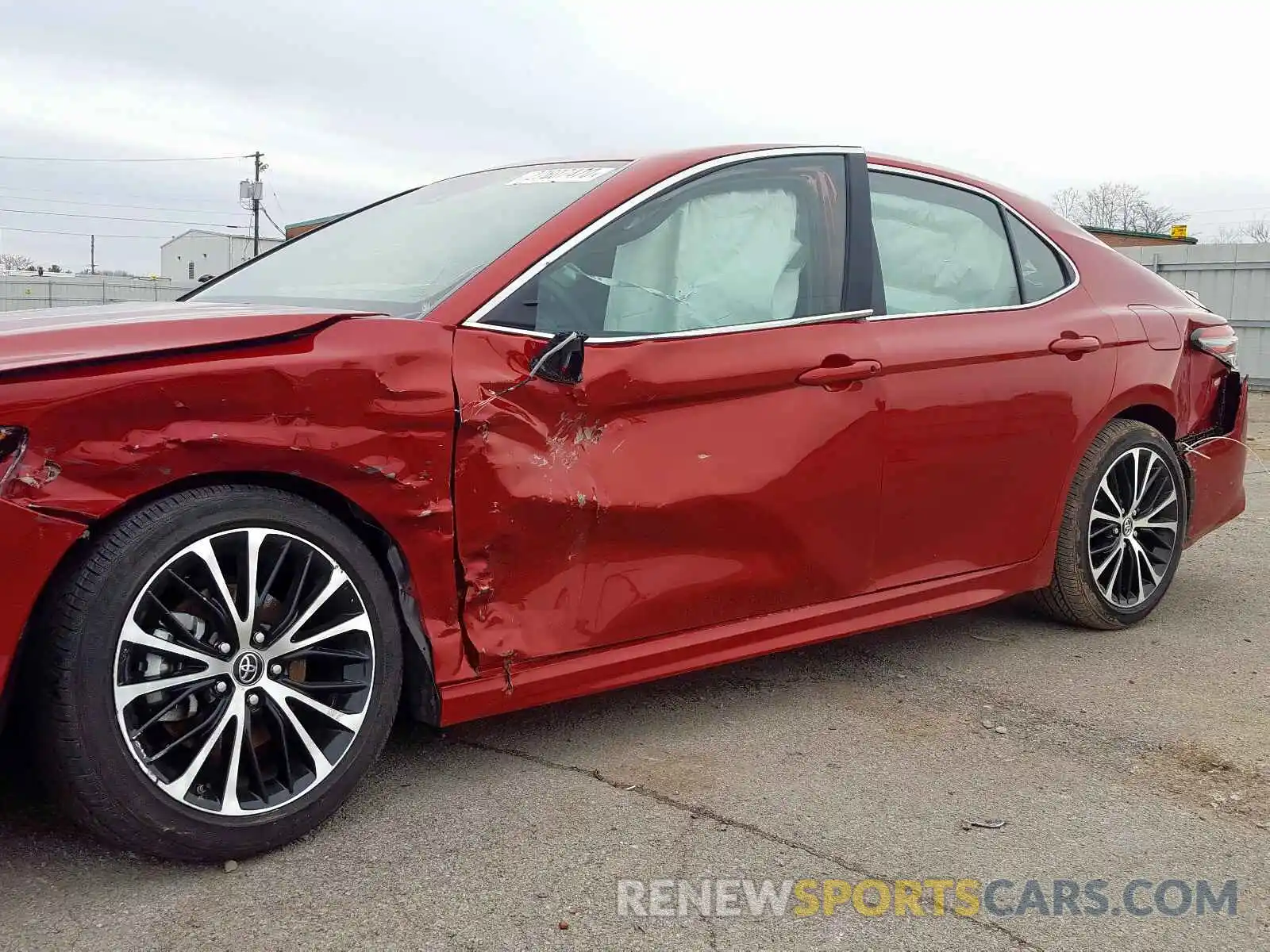 9 Photograph of a damaged car 4T1B11HK5KU166135 TOYOTA CAMRY 2019