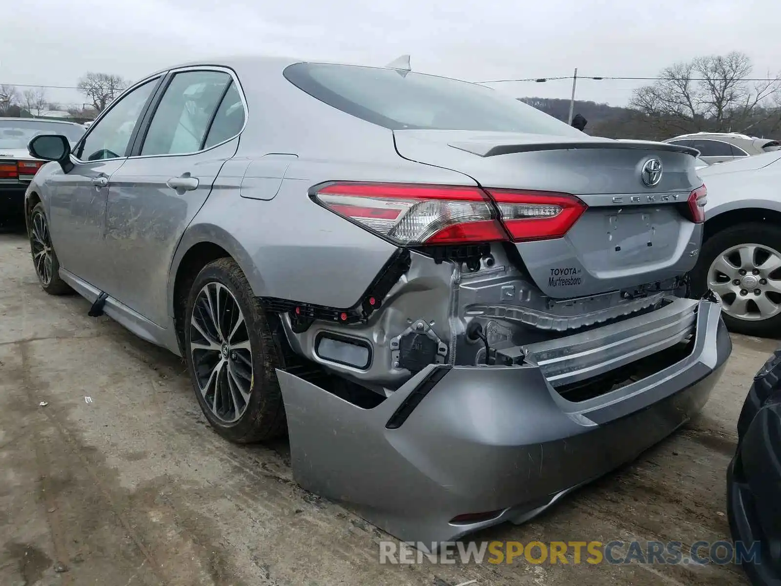 3 Фотография поврежденного автомобиля 4T1B11HK5KU169505 TOYOTA CAMRY 2019