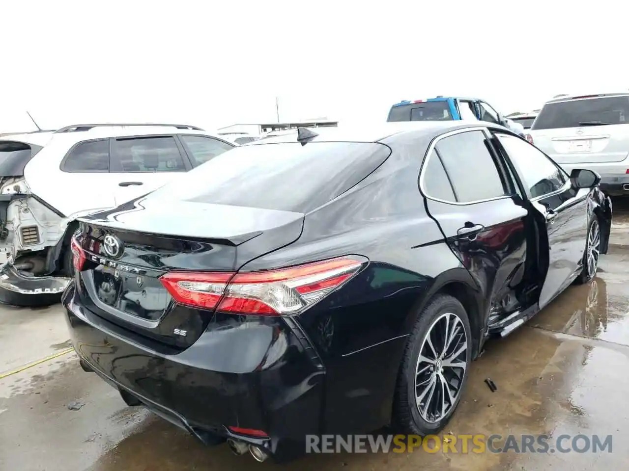 4 Фотография поврежденного автомобиля 4T1B11HK5KU169746 TOYOTA CAMRY 2019