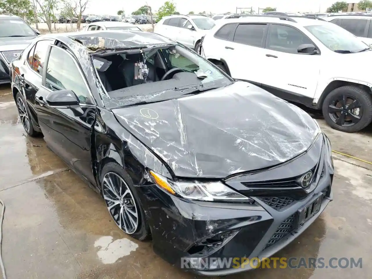 9 Photograph of a damaged car 4T1B11HK5KU169746 TOYOTA CAMRY 2019