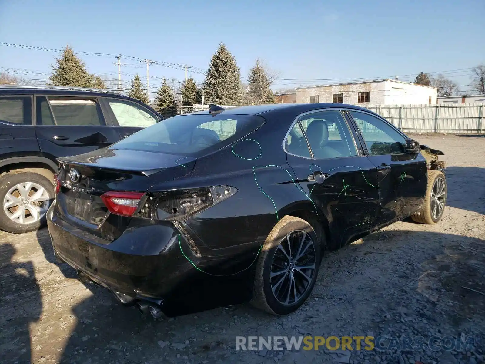 4 Photograph of a damaged car 4T1B11HK5KU171075 TOYOTA CAMRY 2019