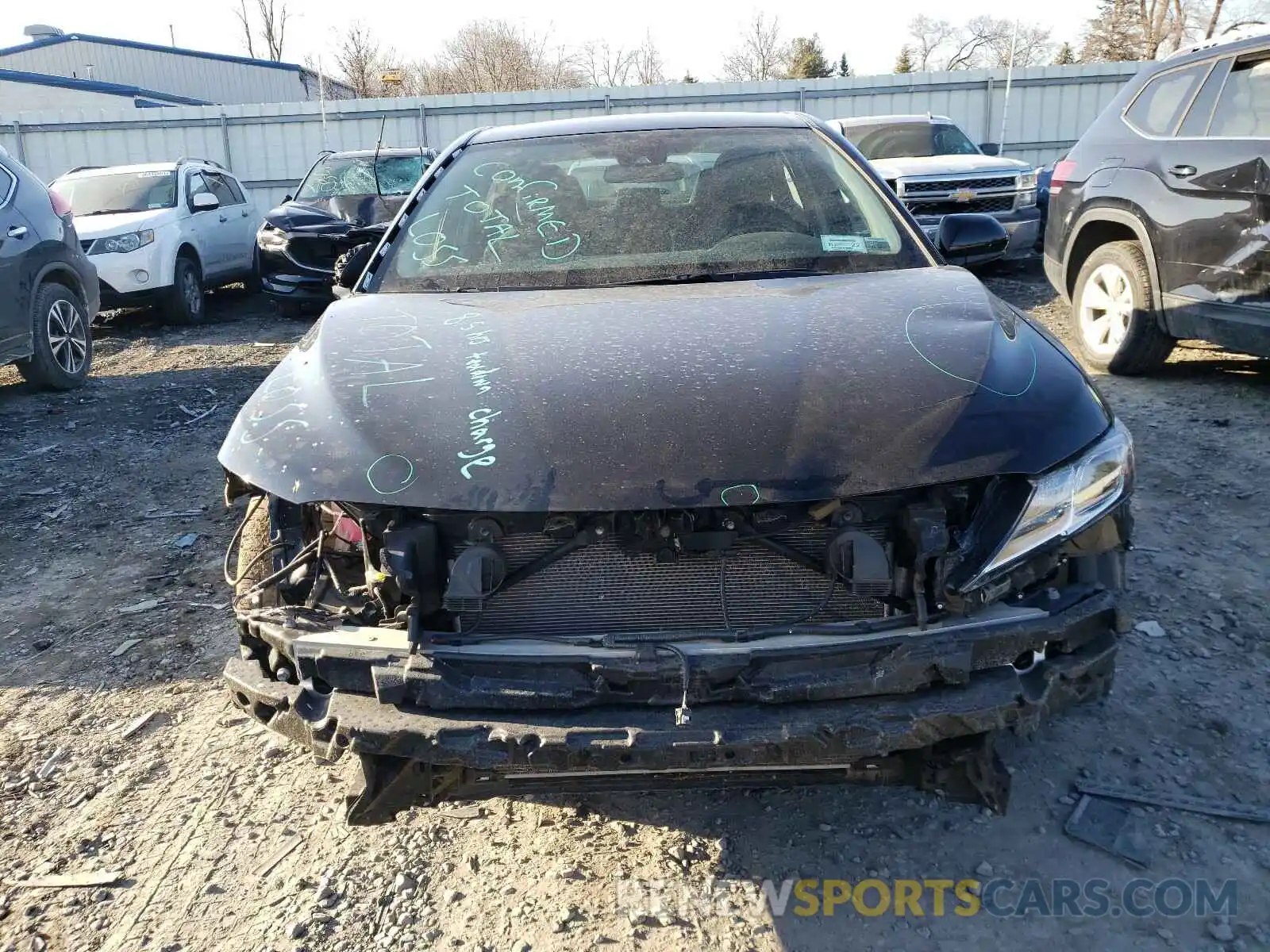 9 Photograph of a damaged car 4T1B11HK5KU171075 TOYOTA CAMRY 2019