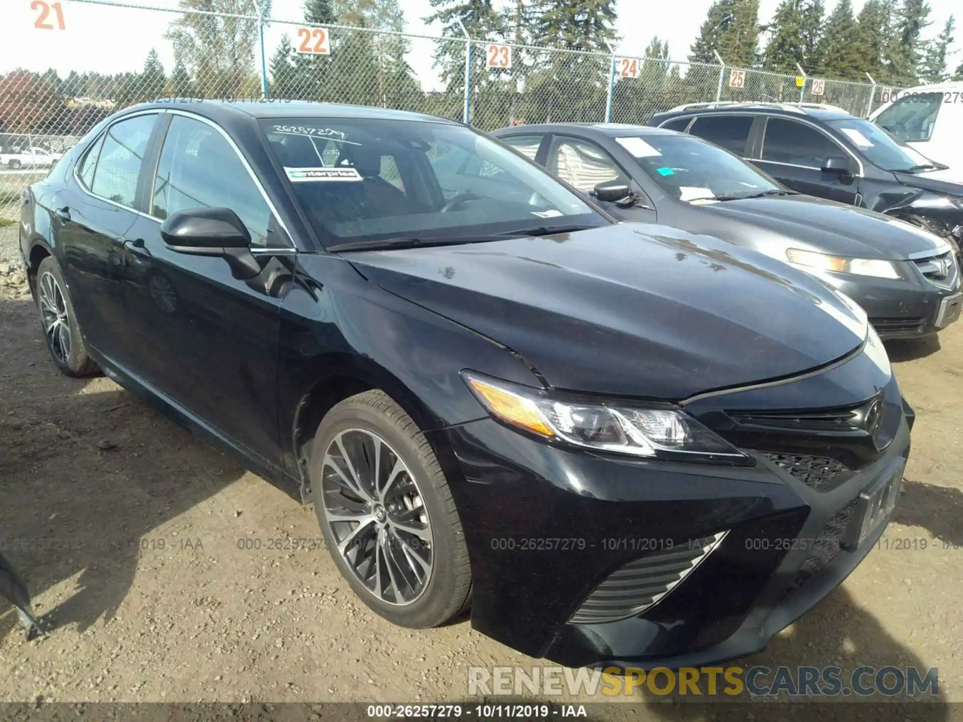 1 Photograph of a damaged car 4T1B11HK5KU171528 TOYOTA CAMRY 2019