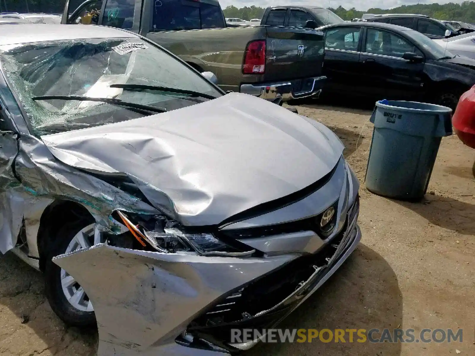 9 Photograph of a damaged car 4T1B11HK5KU171951 TOYOTA CAMRY 2019