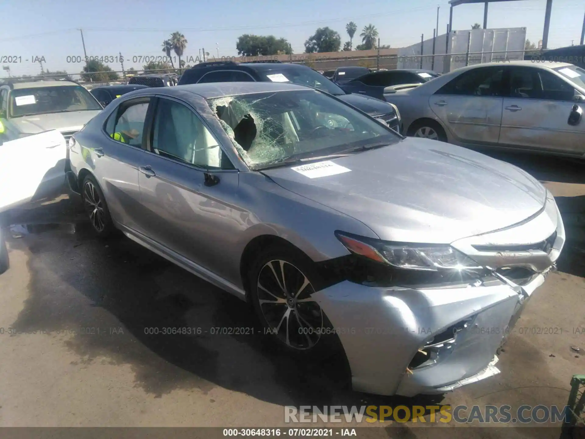 1 Photograph of a damaged car 4T1B11HK5KU173778 TOYOTA CAMRY 2019