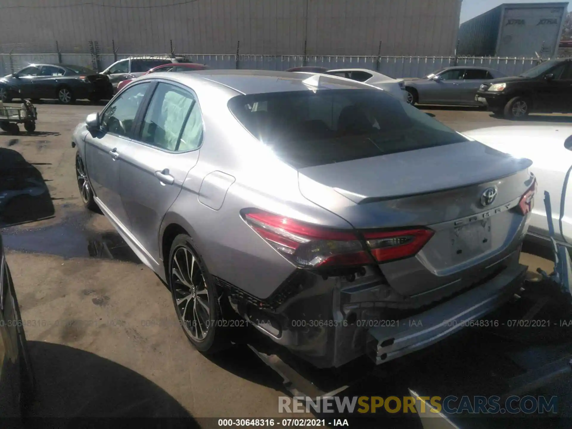 3 Photograph of a damaged car 4T1B11HK5KU173778 TOYOTA CAMRY 2019