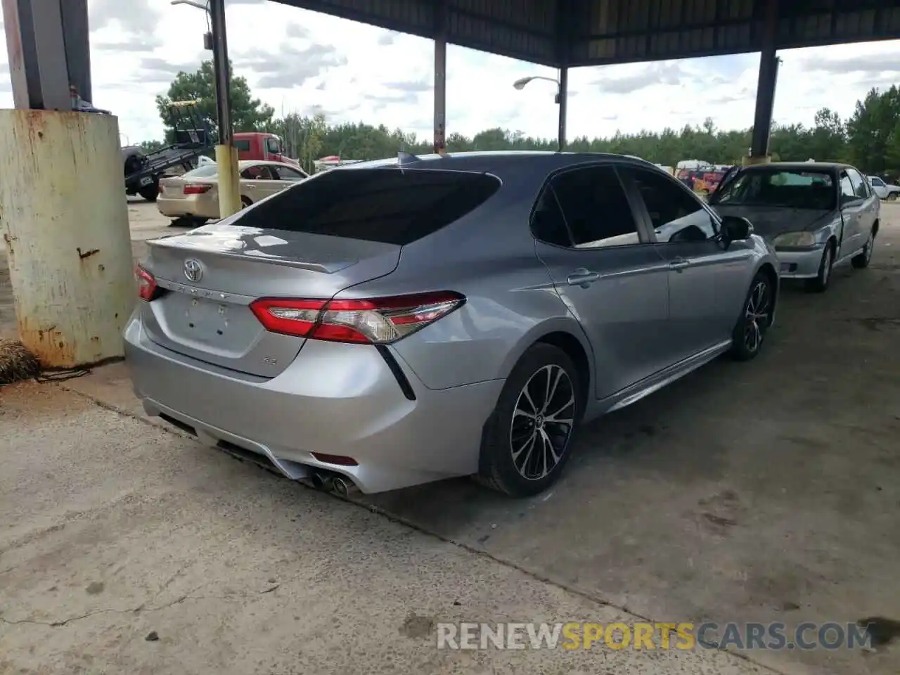 4 Фотография поврежденного автомобиля 4T1B11HK5KU174526 TOYOTA CAMRY 2019