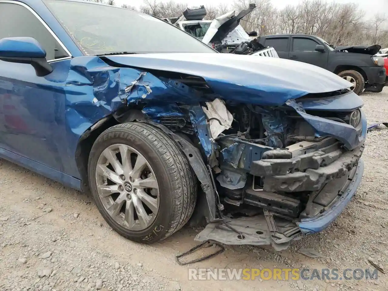 9 Photograph of a damaged car 4T1B11HK5KU176762 TOYOTA CAMRY 2019