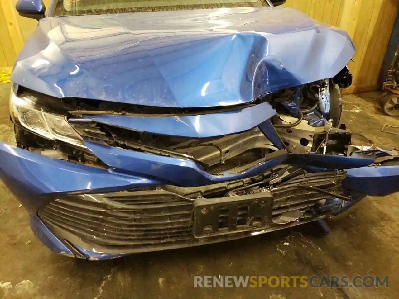 9 Photograph of a damaged car 4T1B11HK5KU177121 TOYOTA CAMRY 2019