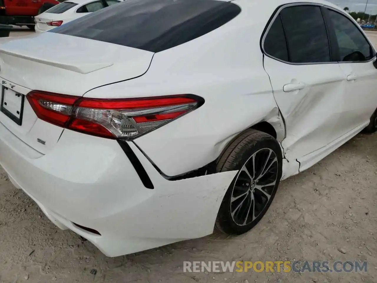 9 Photograph of a damaged car 4T1B11HK5KU178365 TOYOTA CAMRY 2019